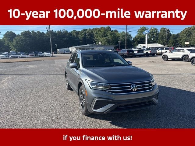 Used 2024 Volkswagen Tiguan Wolfsburg Edition FWD image 10