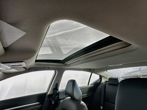 Certified 2023 Nissan Altima 2.5 SL FWD image 31
