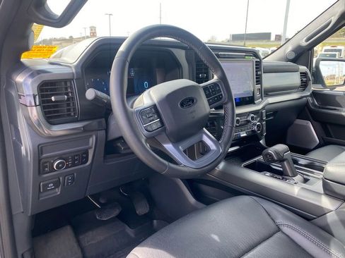 Used 2025 Ford F150 Lariat w/ Equipment Group 502A High image 12