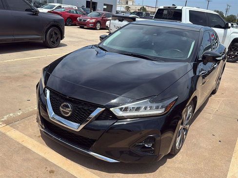 Used 2021 Nissan Maxima Platinum w/ Sport Mat Group FWD image 2