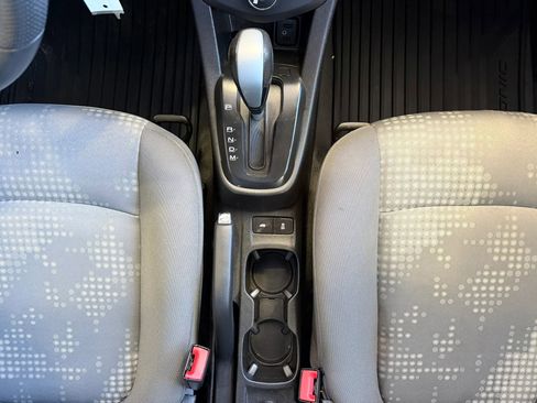 Used 2018 Chevrolet Sonic LS FWD image 17