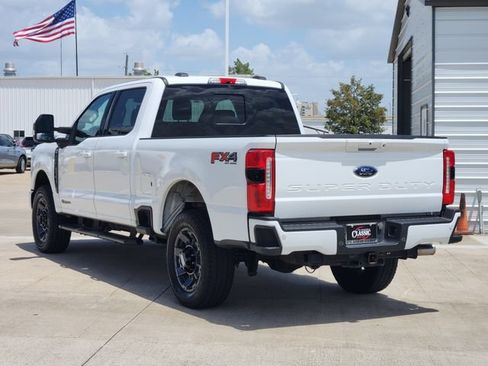 Used 2023 Ford F250 Lariat w/ Sport Appearance Package AWD/4WD image 5