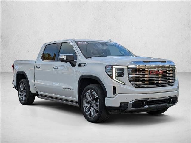 Used 2024 GMC Sierra 1500 Denali w/ Denali Reserve Package AWD/4WD image 3