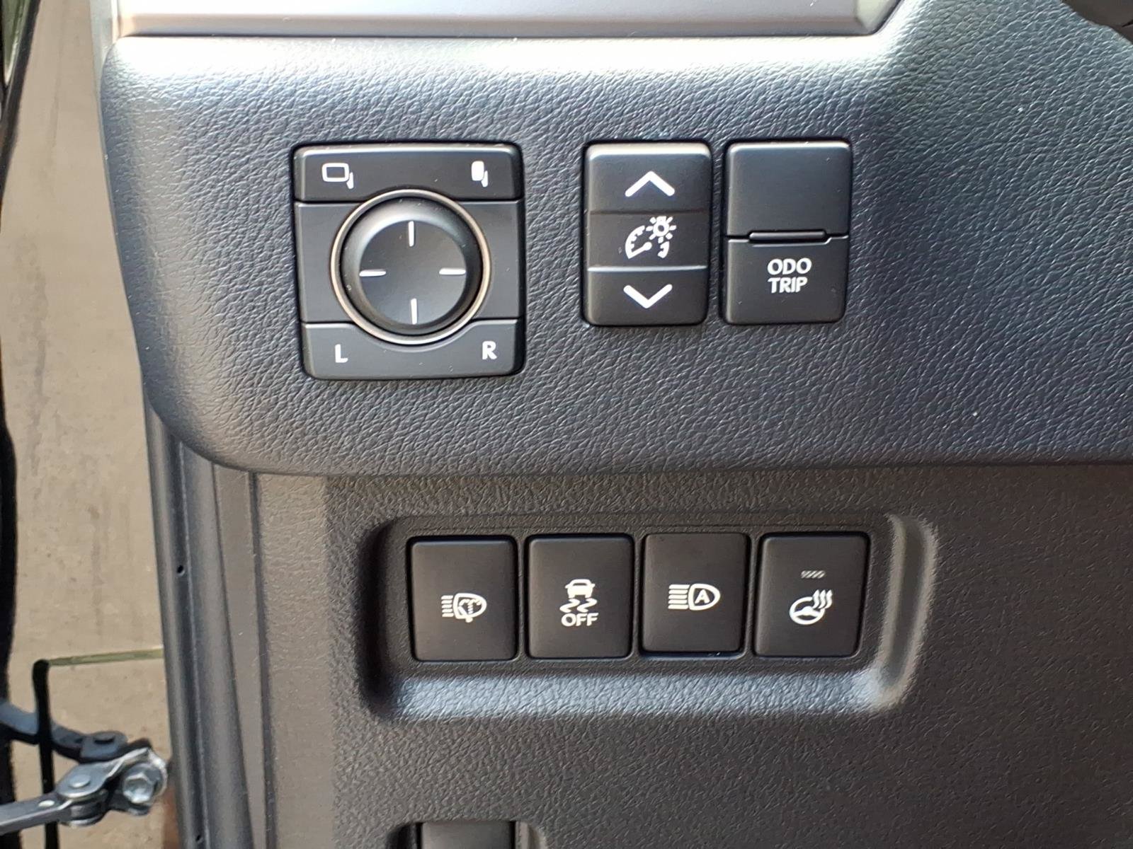 Certified 2023 Lexus GX 460 Premium w/ Premium Plus Package AWD/4WD image 8