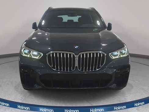 Used 2022 BMW X5 xDrive40i w/ M Sport Package AWD/4WD image 3