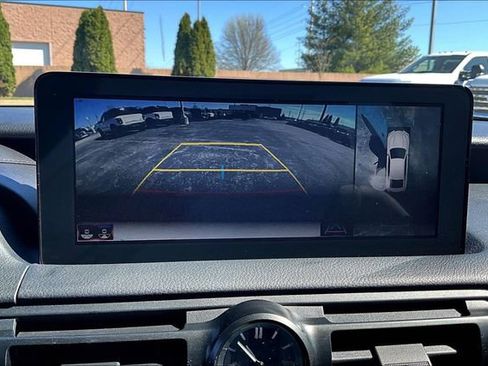 Used 2023 Lexus IS 500 image 14