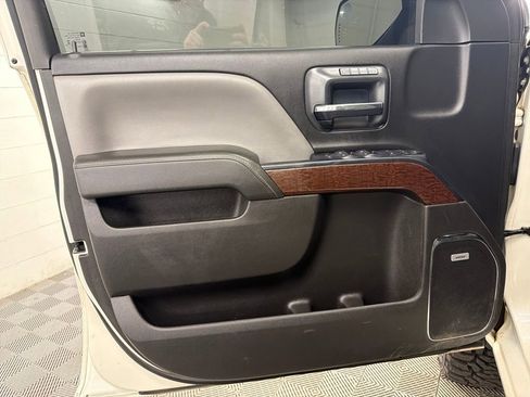 Used 2014 GMC Sierra 1500 SLT w/ SLT Crew Cab Value Package image 14