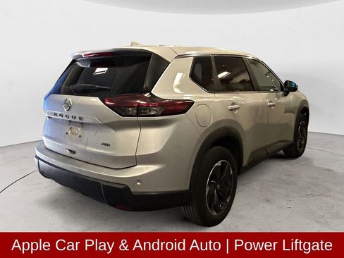 Used 2025 Nissan Rogue SV AWD/4WD image 6