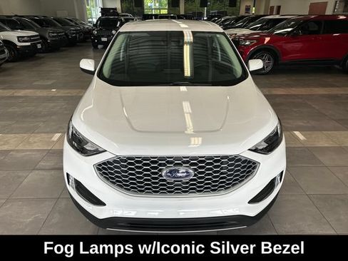 Used 2023 Ford Edge SEL w/ Convenience Package AWD/4WD image 19