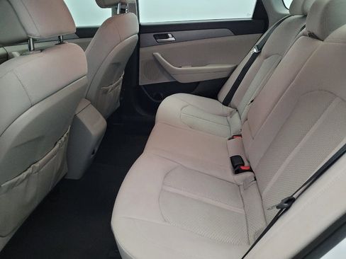 Used 2016 Hyundai Sonata SE image 18