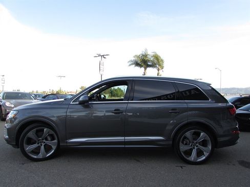 Used 2021 Audi Q7 3.0T Prestige w/ Prestige Package AWD/4WD image 4