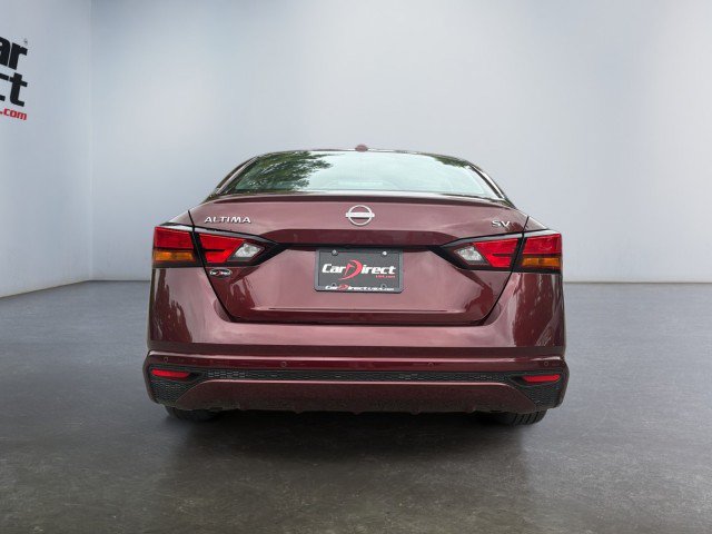 Used 2024 Nissan Altima 2.5 SV FWD image 14