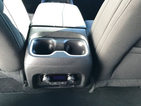 Certified 2025 GMC Acadia Elevation image 31