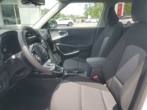 Used 2025 Kia Soul S FWD image 16