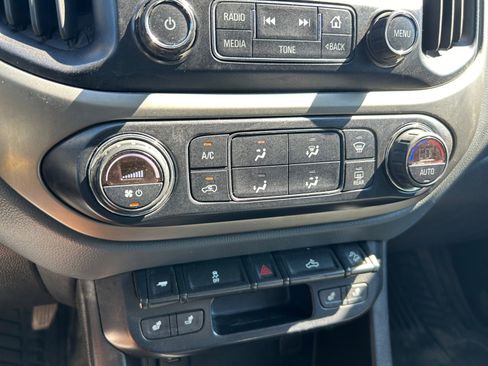 Used 2015 Chevrolet Colorado Z71 image 18