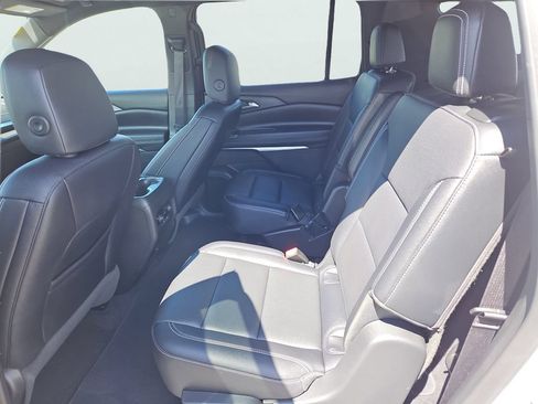 Certified 2025 Chevrolet Traverse LT AWD/4WD image 34
