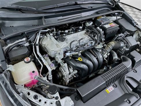 Used 2020 Toyota Corolla L image 26