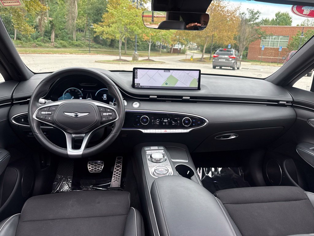 Used 2024 Genesis GV70 2.5T w/ Sport Prestige Package AWD/4WD image 29