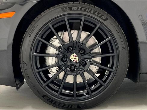 Used 2015 Porsche Panamera 4S AWD/4WD image 39