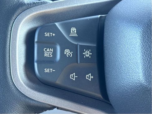 Used 2024 Ford Bronco Wildtrak image 15