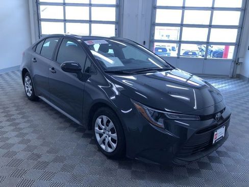 Certified 2025 Toyota Corolla LE image 34