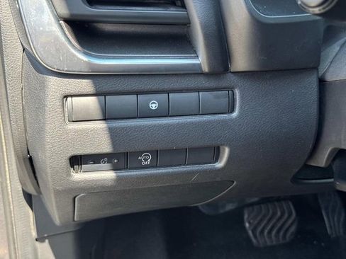 Certified 2023 Nissan Rogue SV AWD/4WD image 29