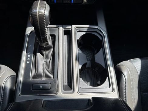 Used 2019 Ford F150 Raptor w/ Equipment Group 802A Luxury AWD/4WD image 15