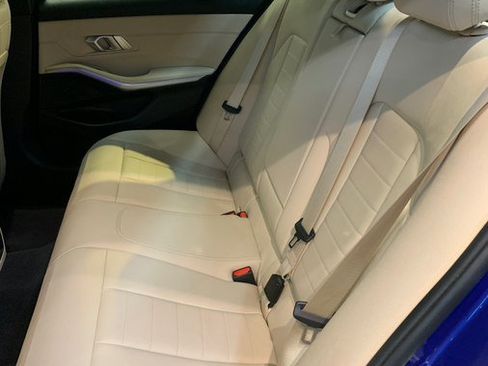 Used 2021 BMW 330i xDrive Sedan w/ M Sport Package AWD/4WD image 56