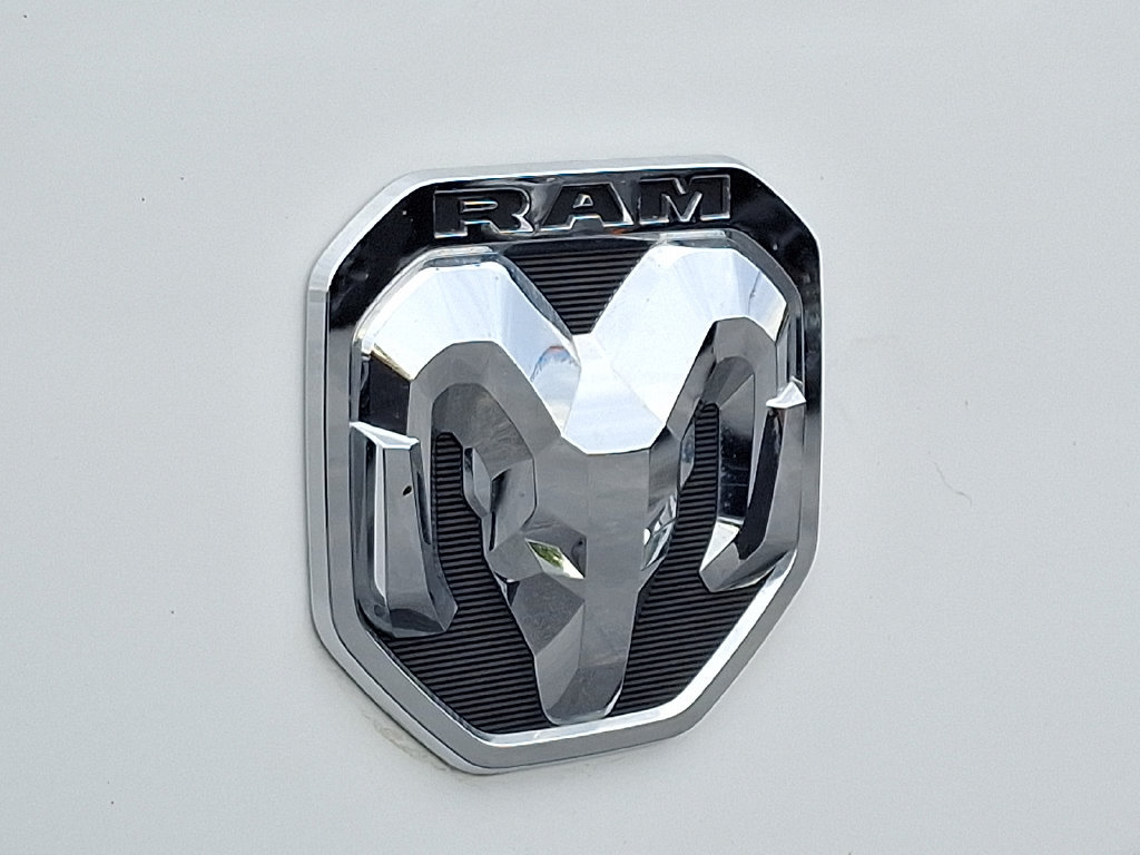 Used 2025 RAM ProMaster 2500 w/ U-Haul Equipment Group FWD image 29