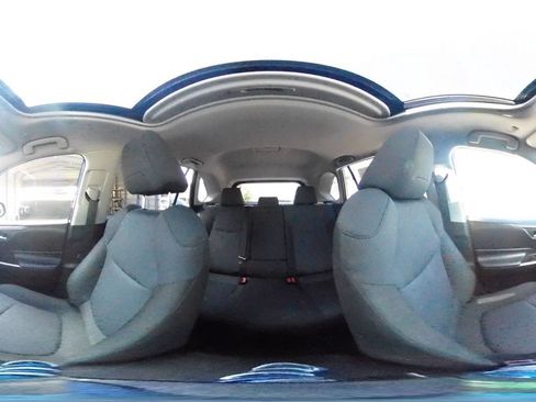 Used 2025 Toyota RAV4 XLE w/ Convenience Package AWD/4WD image 43
