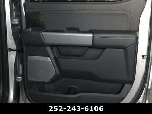 Used 2024 Ford F350 Lariat w/ Lariat Ultimate Package AWD/4WD image 46