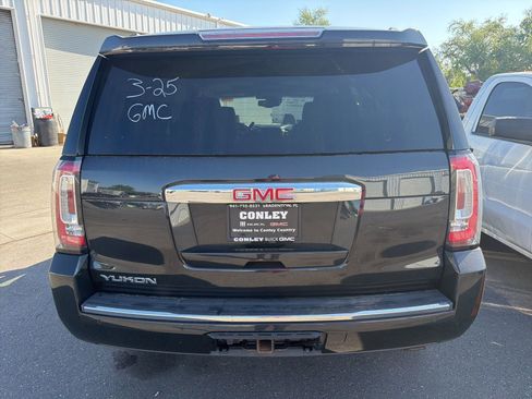 Used 2020 GMC Yukon Denali w/ Open Road Package image 9