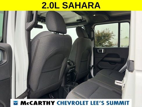 Used 2025 Jeep Wrangler Unlimited Sahara AWD/4WD image 40