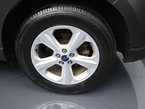 Used 2016 Ford Edge SE AWD/4WD image 17