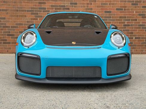 Used 2018 Porsche 911 GT2 RS image 10
