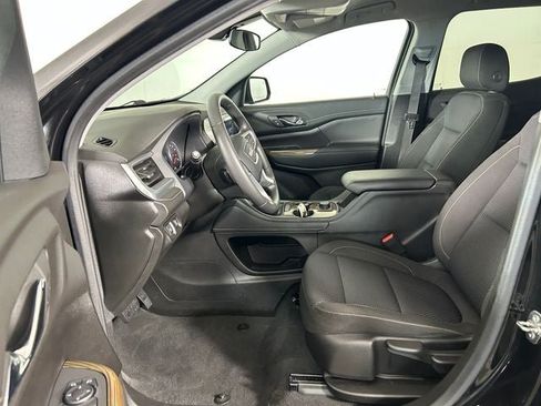 Used 2023 GMC Acadia SLE w/ Elevation Edition FWD image 11