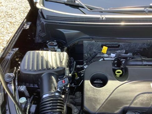 Used 2022 Chevrolet Equinox RS w/ RS Leather Package image 15