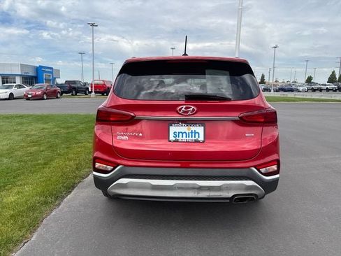Used 2019 Hyundai Santa Fe SE AWD/4WD image 4