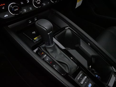 Certified 2025 Honda Accord Touring image 24