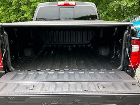 Used 2024 GMC Canyon Elevation w/ Elevation Premium Package AWD/4WD image 30