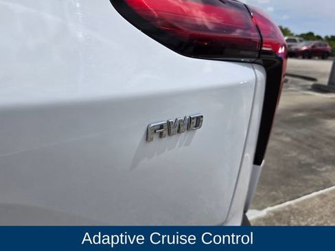 Used 2024 Chevrolet Blazer EV LT AWD/4WD image 13