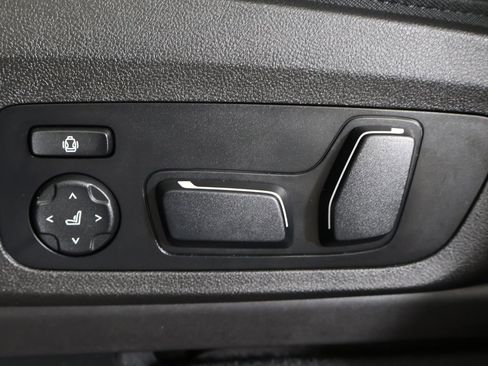 Used 2025 BMW X4 M40i w/ Premium Enhanced Package image 38