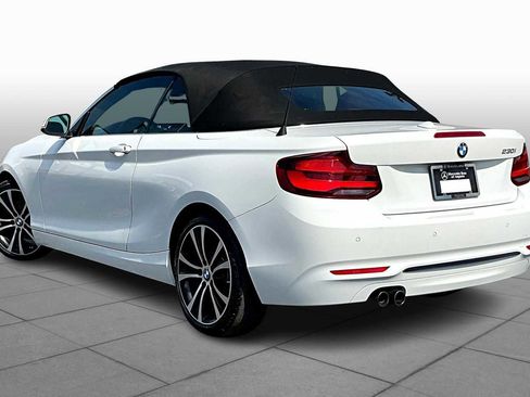Used 2020 BMW 230i Convertible w/ Premium Package image 11