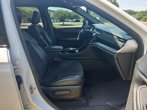 Certified 2023 Jeep Grand Cherokee Altitude AWD/4WD image 31