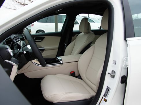 New 2026 Mercedes-Benz C 300 4MATIC Sedan image 14