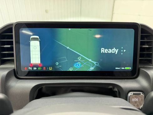 Used 2024 Rivian Delivery 500 FWD image 25