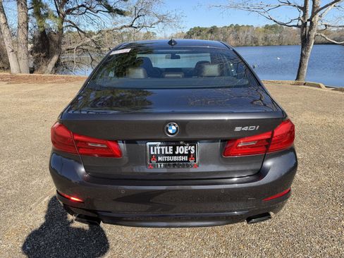 Used 2018 BMW 540i image 4