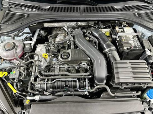 Certified 2025 Volkswagen Jetta Sport FWD image 29