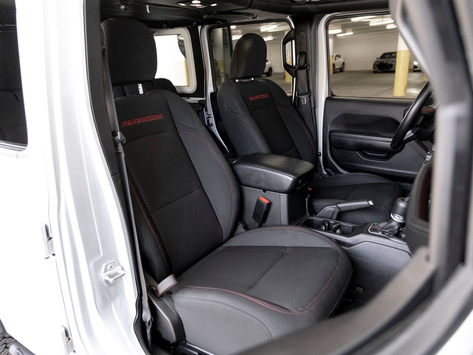 Used 2022 Jeep Wrangler Unlimited Rubicon AWD/4WD image 26