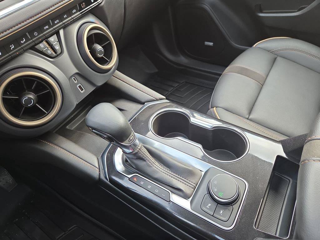 Used 2023 Chevrolet Blazer Premier w/ Driver Confidence II Package FWD image 21